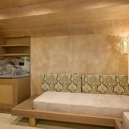 Salud Aparthotel Ierissos