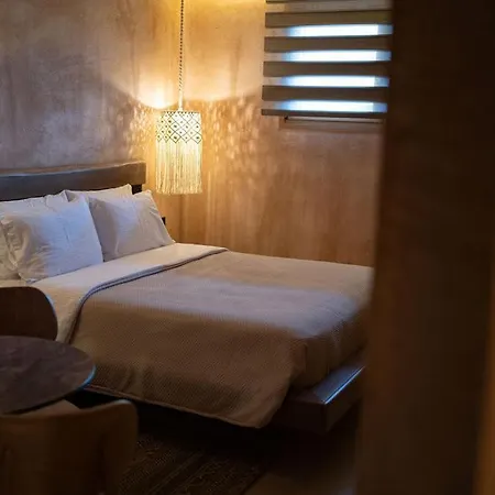 Salud Aparthotel Ierissos