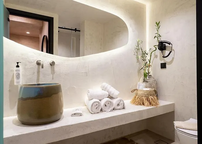 Salud 公寓式酒店 伊里斯斯